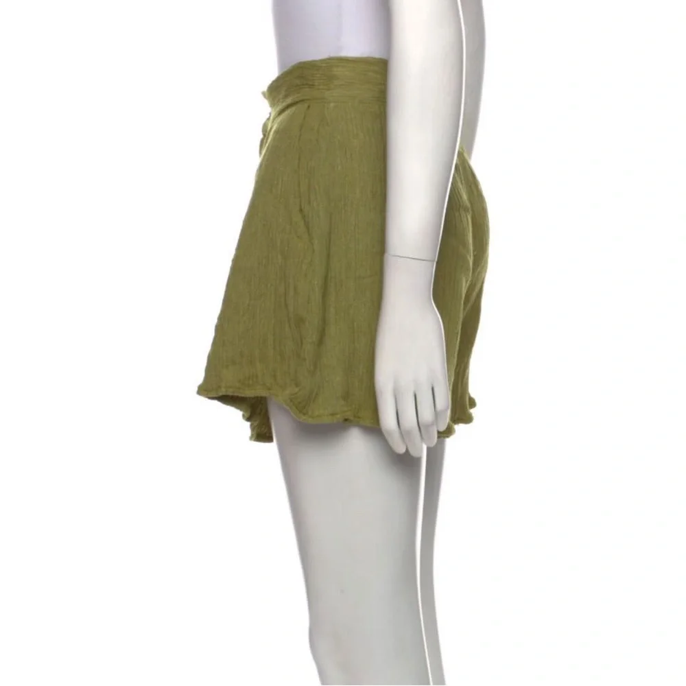 N/A featuring front